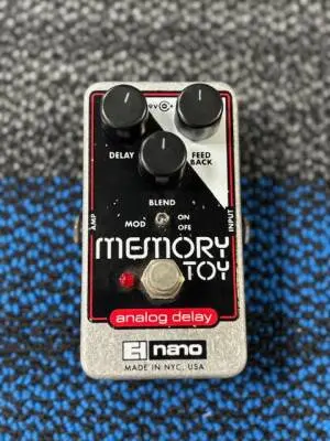 Electro-Harmonix - MEMORY TOY